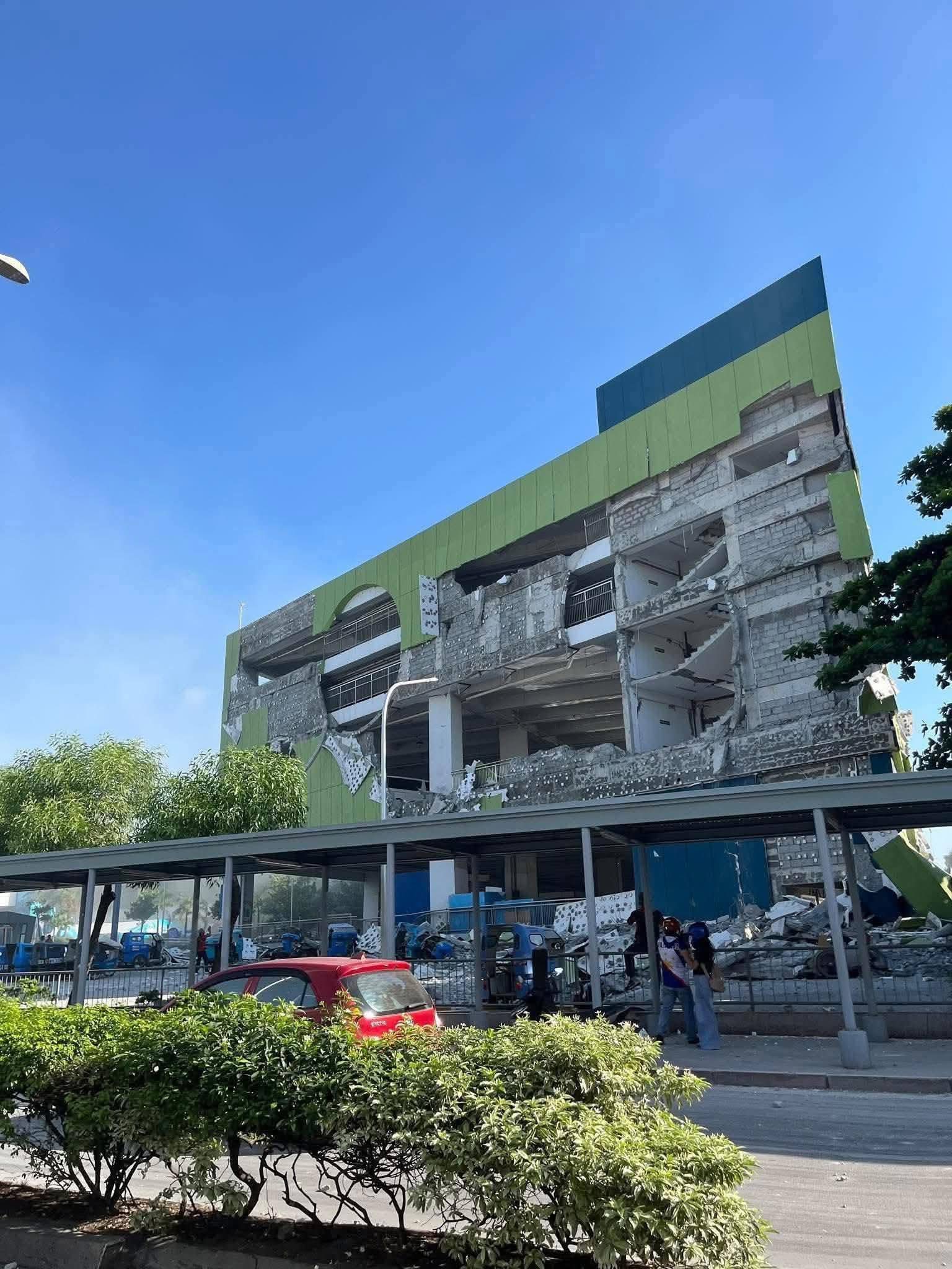 Magnitude 7.8 quake off Sarangani kills 19, damages buildings, triggers tsunami warning