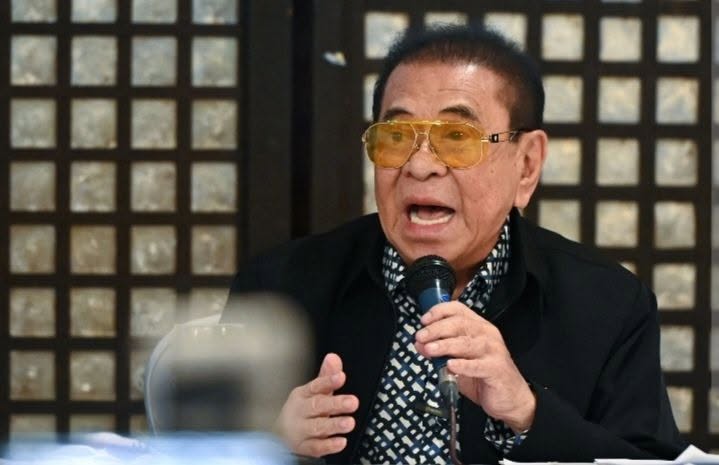 "They will not silence me" - Chavit