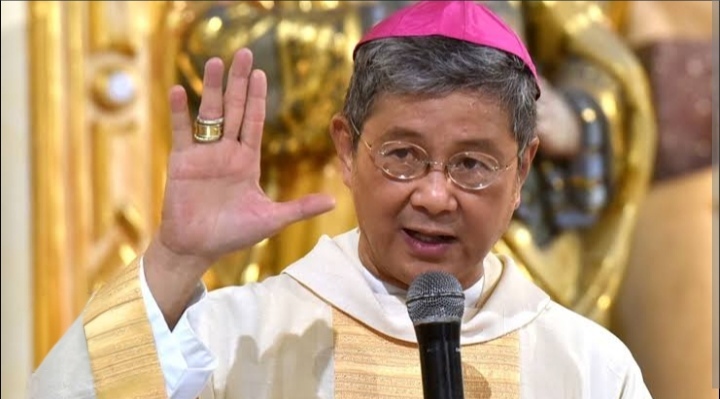 Antipolo Bishop Santos honors Filipino social workers