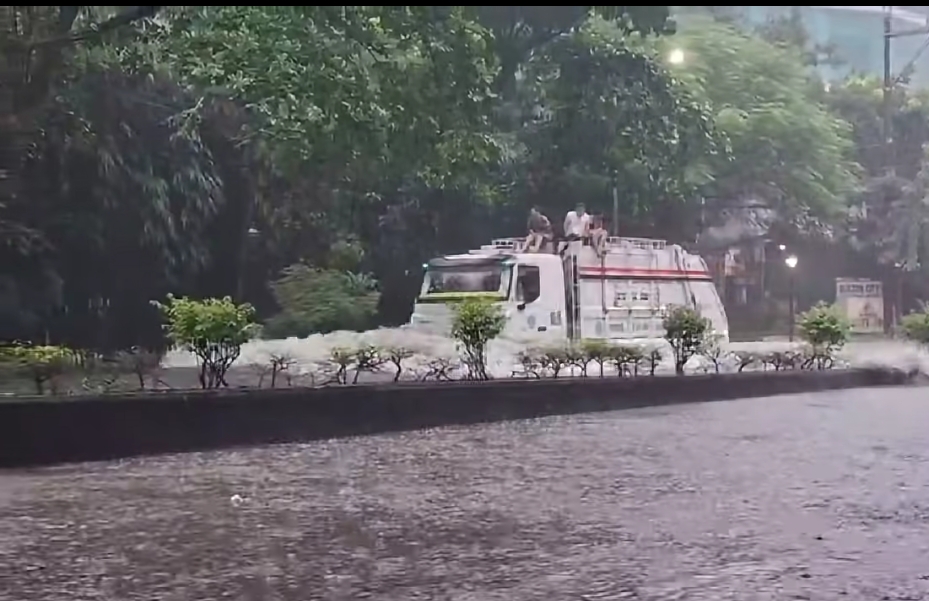 Ilang pangunahing lugar sa Metro Manila, binaha dahil sa habagat