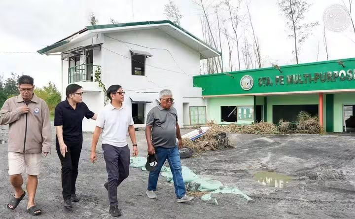 Pang. Marcos Jr. binisita ang Aeta community sa liblib na barangay sa San Marcelino, Zambales