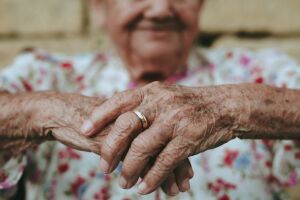 Senior Citizen na kukubra sana ng payout pinaslang