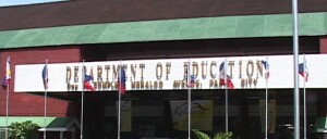 Mahigit P900k ‘overpayment’ sa DepEd voucher program buking dahil sa ‘di mapatunayang’ mga benepisyaryo